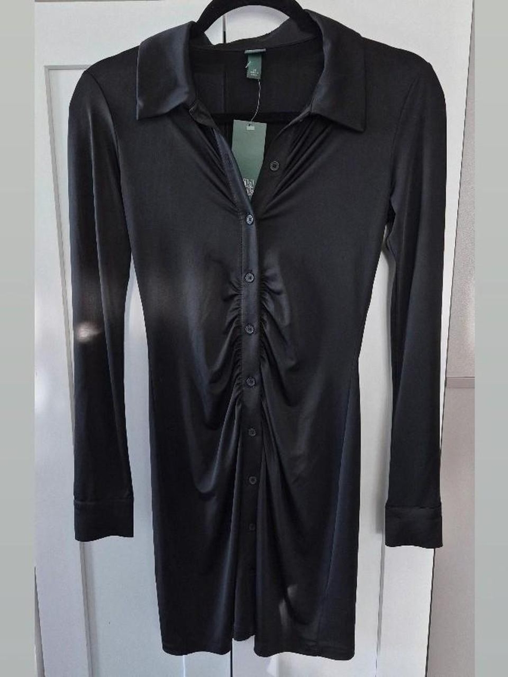 Black Long-Sleeve Button-Front Ruched Dress